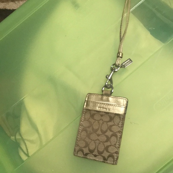 Lanyard - Picture 1 of 3